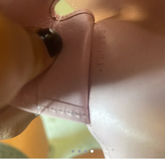 Louis Vuitton key holder - Picture 3 of 4